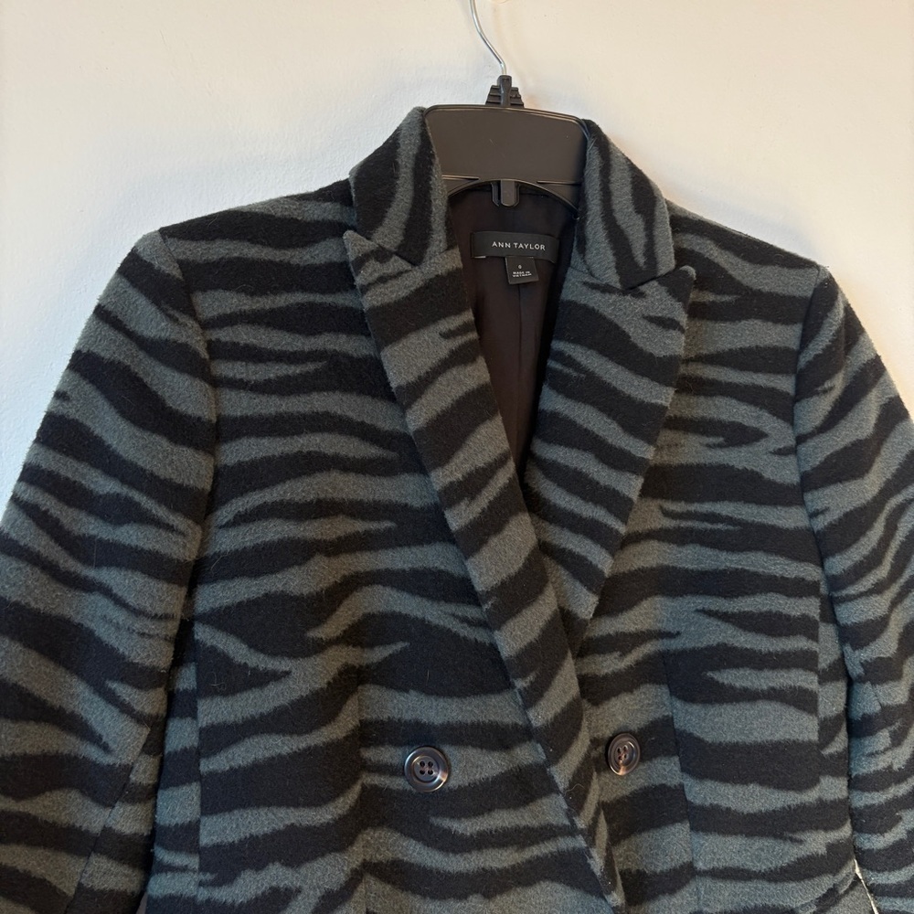 Ann Taylor Zebra sz 0 animal Print Blazer Trendy Felted Wool Blend Green - Picture 4 of 11